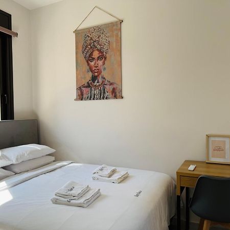 Spacious Apartment Near Monastiraki By Kozy Koala Athen Eksteriør bilde