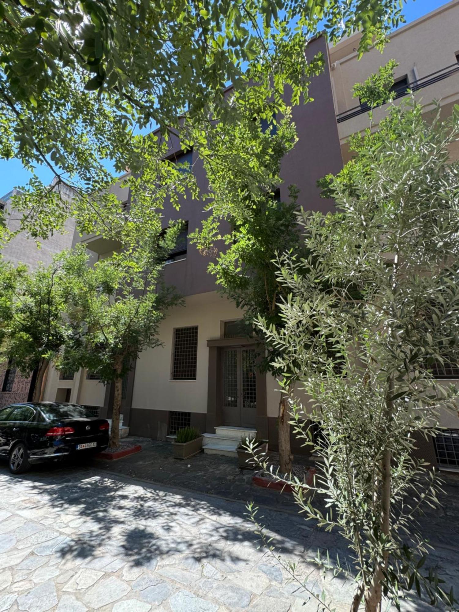 Spacious Apartment Near Monastiraki By Kozy Koala Athen Eksteriør bilde